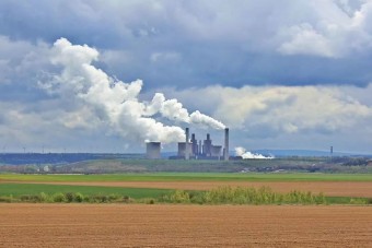 power_plant_clouds_sky_industry_chimney_factory_germany_nature_environment