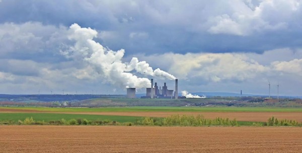 power_plant_clouds_sky_industry_chimney_factory_germany_nature_environment